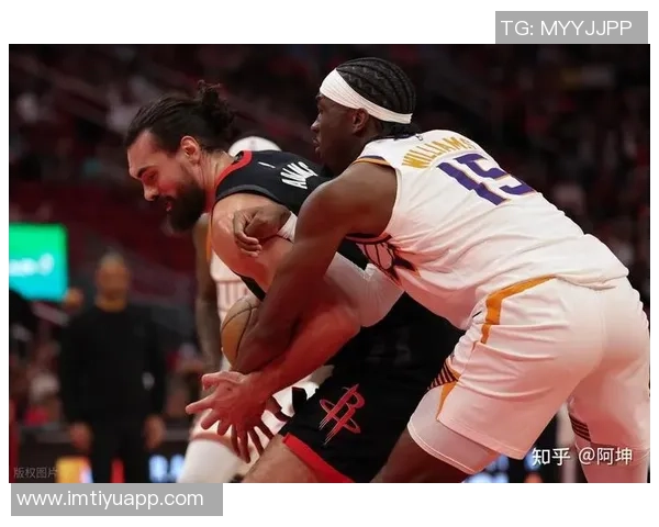 布克谈古德温篮板技巧我和狄龙对此进行了深入讨论