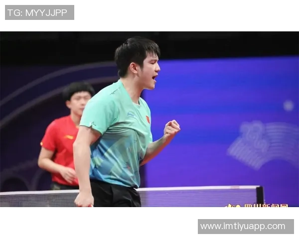 樊振东率队挑战多特吸引上千球迷现场助威波尔亲临助阵展现死忠风采 樊振东率队挑战多特吸引上千球迷现场助威波尔亲临助阵展现死忠风采